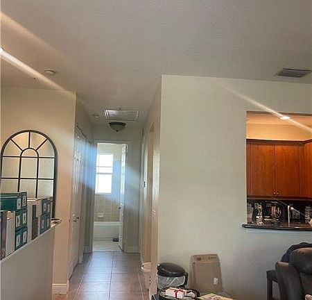 5th image of 4188 Stadium Dr