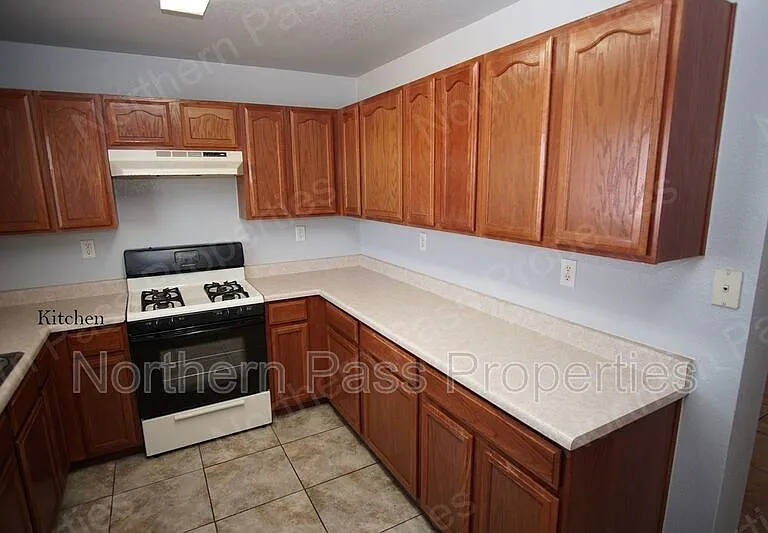 3400 Blue Earth Ln #D — Photo 6