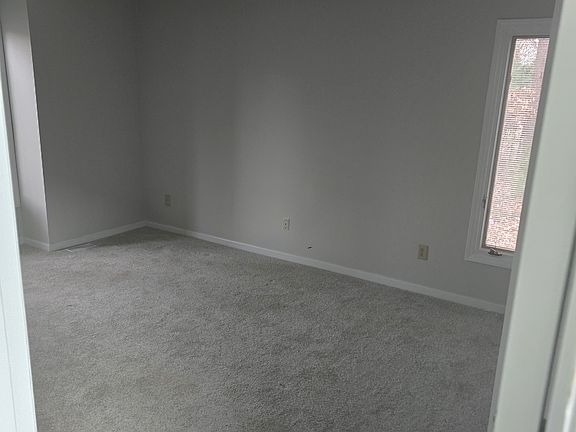 5th image of 4534 Jessup Grove Rd