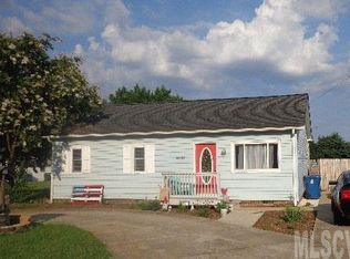 4458 Sulphur Springs Rd NE, Hickory, NC 28601