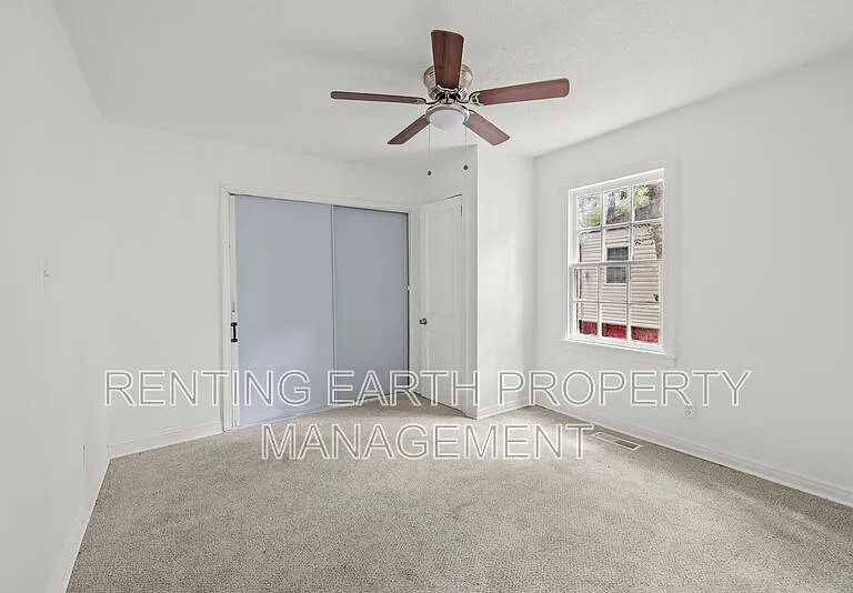 5025 43rd Pl N — Photo 11