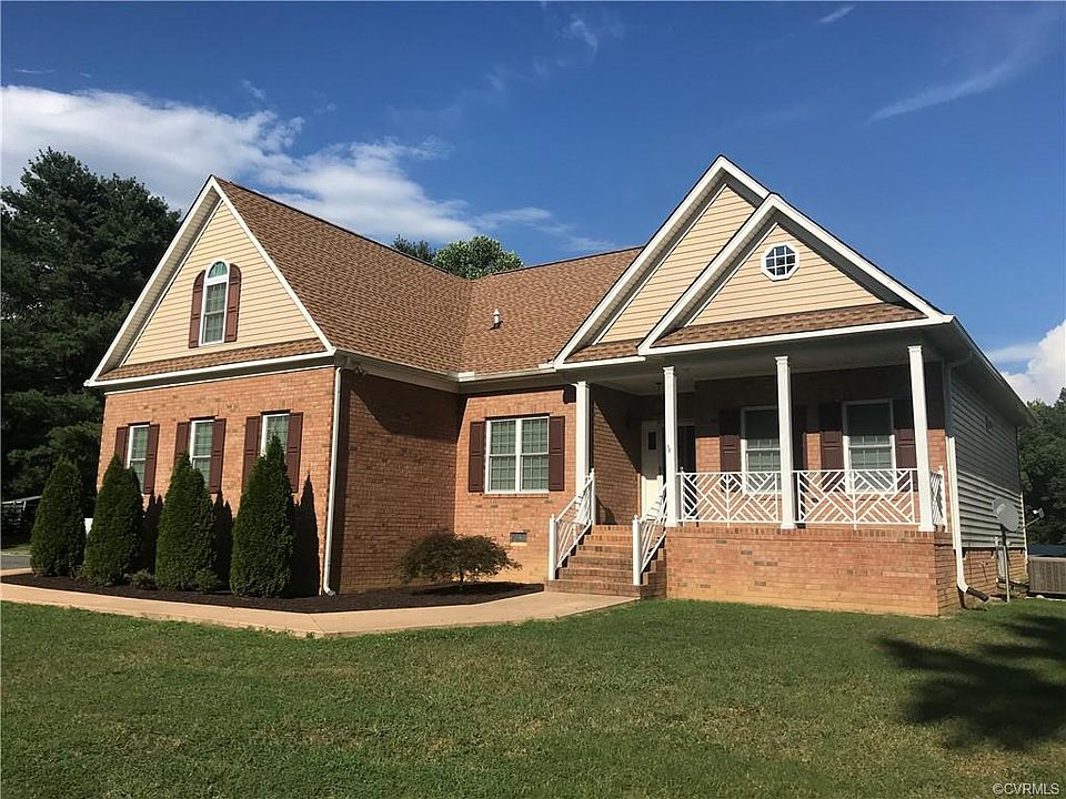 1st image of 15156 Cripple Creek Ln