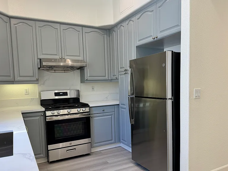 183 Rainbow Pl — Photo 3