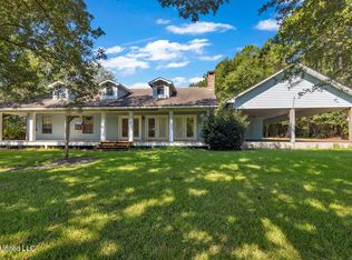 14231 Woodland Hills Dr, Biloxi, MS 39532