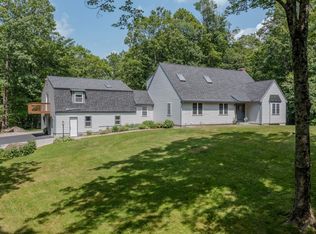 25 Meeting House Hill Rd, Deerfield, NH 03037