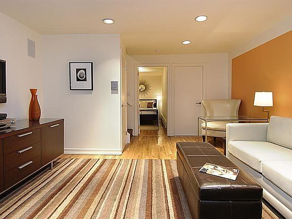 3rd image of 248 E 74th St APT Gr