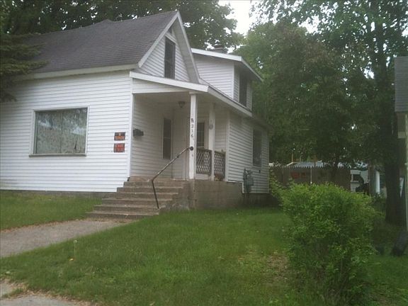 2nd image of 216 E North St