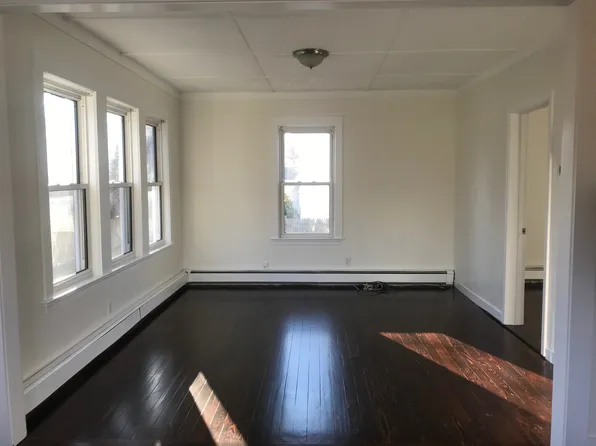 218 Hartford St #A, Natick, MA 01760