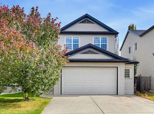 151 W Copperfield Cmn SE, Calgary, AB T2Z4W9