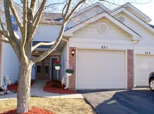 53 Golfview Ct, Glendale Heights, IL 60139