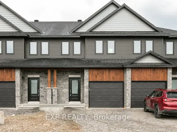 106 Dowdall Cir, Carleton Place, ON K7C 0S4