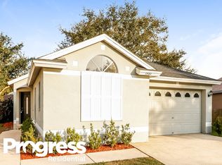 1900 Falling Star Ln, Lutz, FL 33549