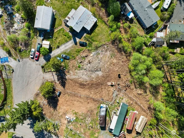 8355 Golden Valley Blvd, Maple Falls, WA 98266