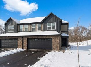 11112 203rd St W, Lakeville, MN 55044