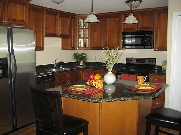 2nd image of 7126 196th St SW APT 1