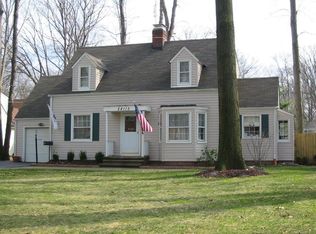 28115 W Oakland Rd, Bay Village, OH 44140