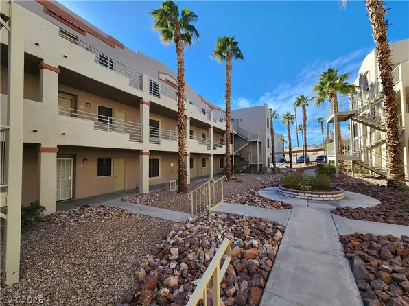 2060 Mesquite Ln APT 104, Laughlin, NV 89029
