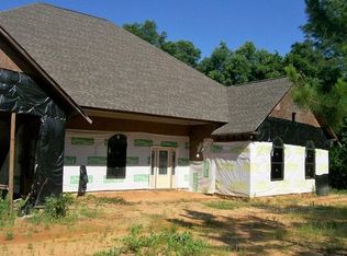 6 Pilgrim St, Fort Mitchell, AL 36856