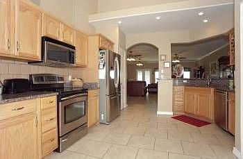 5th image of 14129 Coquina Bay Ave