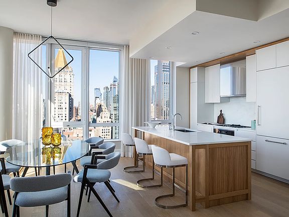4th image of 368 3rd Ave #28B