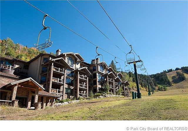 1st image of 2280 Deer Valley Dr #321