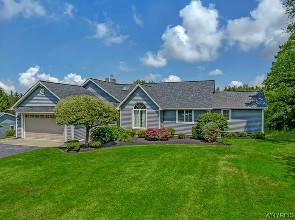 171 Dersam Rd, Alden, NY 14004