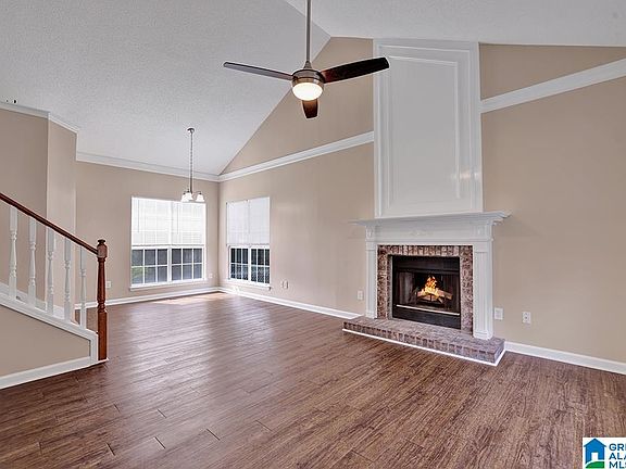 3rd image of 6736 Crossbrook Ln