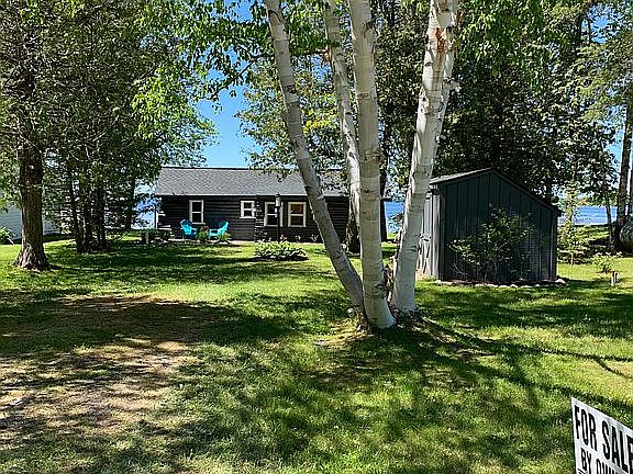 3rd image of 8821 Blake Dr