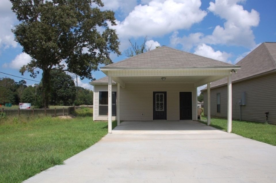 1st image of 13511 Lily Ave