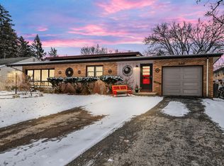 332 Rolfe Rd, Dekalb, IL 60115