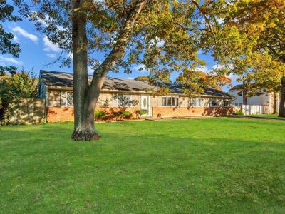 33 Country Greens Drive, Holtsville, NY, 11742