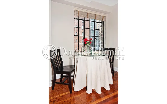 Sold by Douglas Elliman | media 20