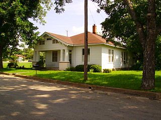 1st image of 111 E Walch Ave