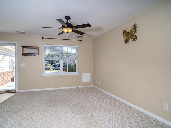5th image of 130 Olivia Dawn Ln