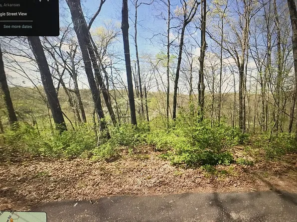 Whithorn Cir, Bella Vista, AR 72715