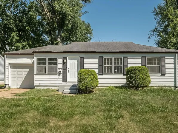 10112 Ashbrook Dr, Saint Louis, MO 63137