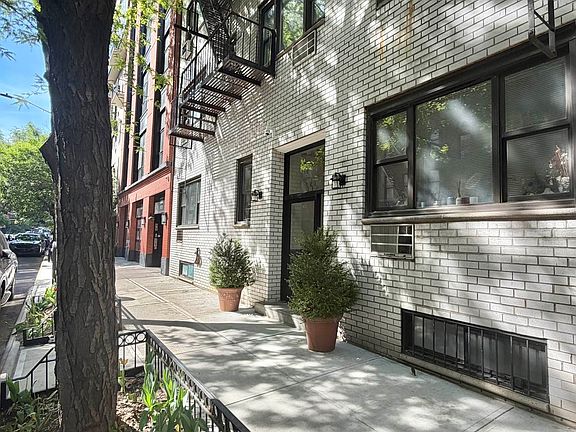 5th image of 333 E 84th St APT 3C