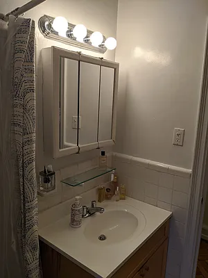 Rented by Buchbinder & Warren | media 19