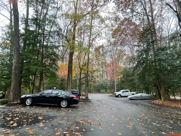 68 Villa Ridge Dr #C, Hartfield, VA 23071
