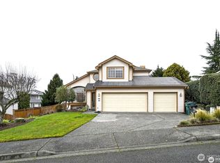 5822 74th Dr NE, Marysville, WA 98270