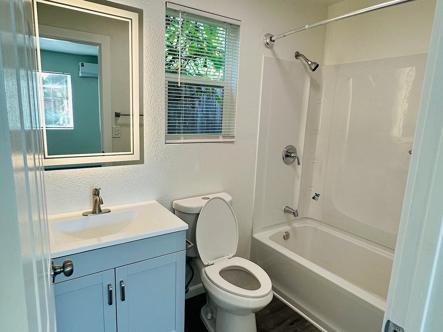 2 bed, 800 sqft, $1,495 — Photo 4