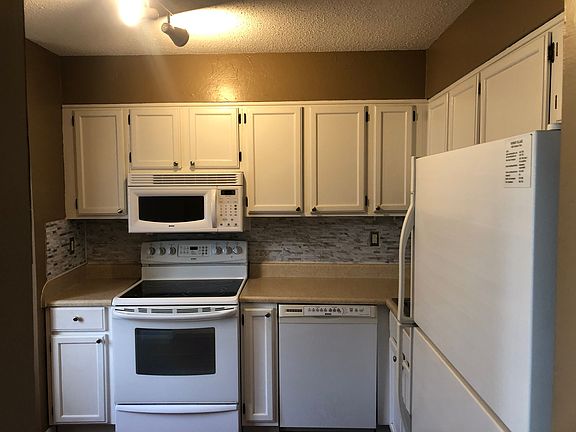 Knob Hill - 3_11252022