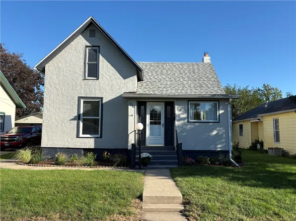 710 E Main St, Hoopeston, IL 60942
