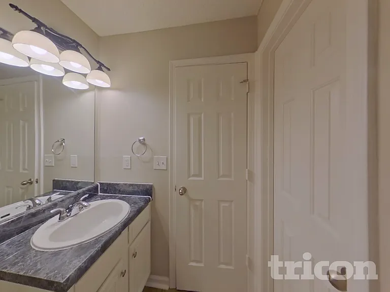 7436 Petal Pl — Photo 15