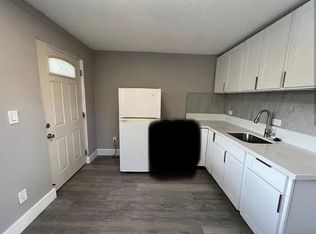 2120 Star Rd #D, Honolulu, HI 96813