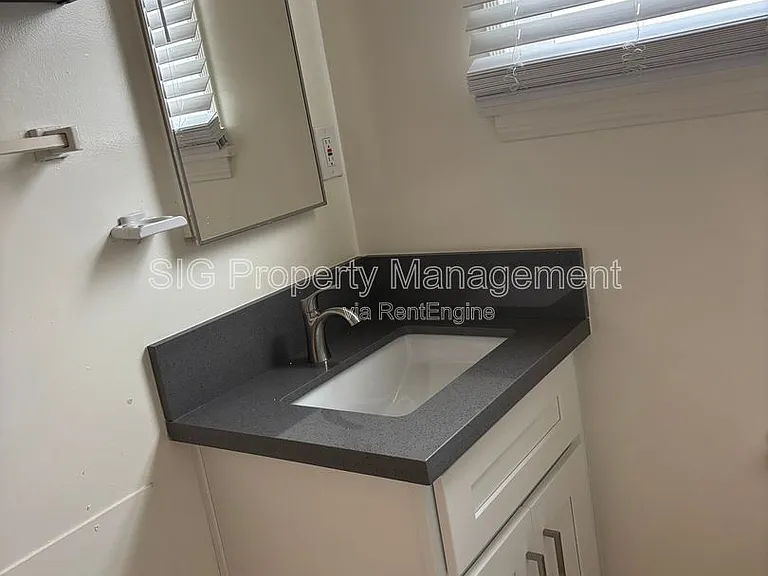 1153 Western Ave #C — Photo 11