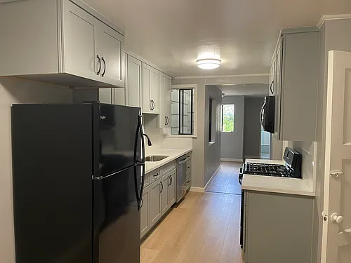 1720 Cabrillo St Photo 1