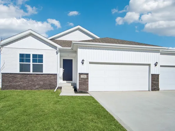 616 Ella Ave, Tiffin, IA 52340