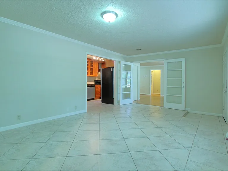1322 Curtin St — Photo 21