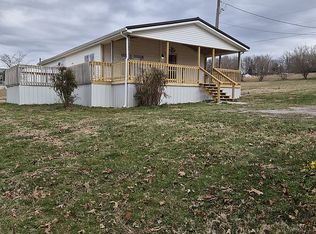 40 Hundred Acre Pond Rd, Hardyville, KY 42746